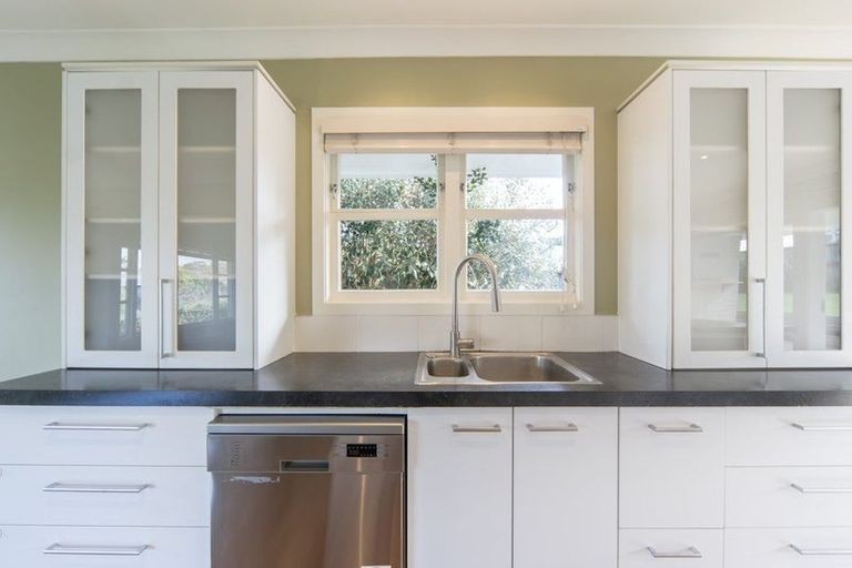 Photo of property in 10 Riverview Terrace, Fairfield, Hamilton, 3214