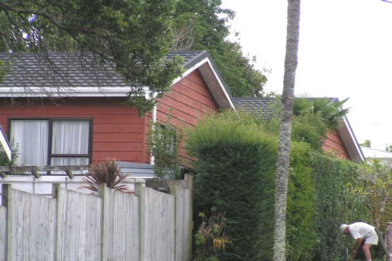 Photo of property in 2/7 Fentham Road, Hauraki, Auckland, 0622