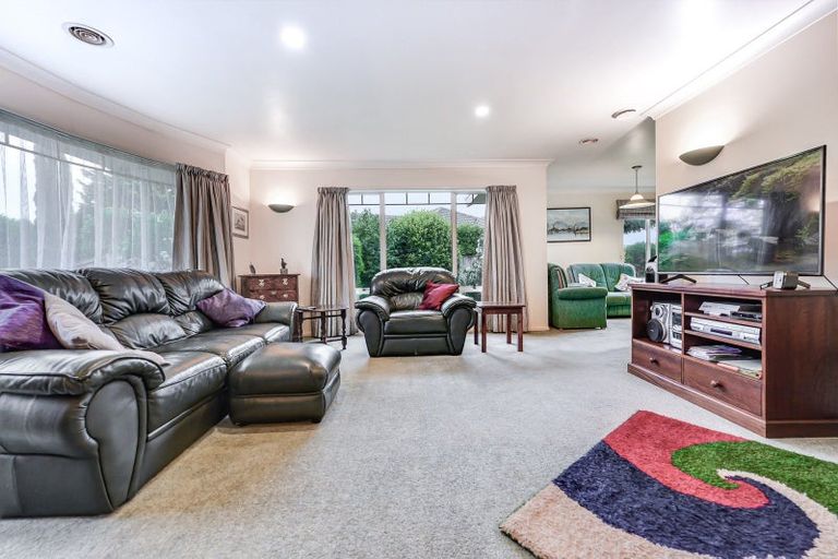 Photo of property in 14 Admiral Crescent, Flagstaff, Hamilton, 3210