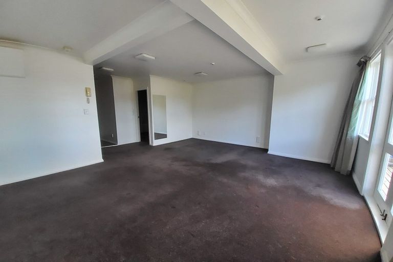 Photo of property in 221b The Terrace, Wellington Central, Wellington, 6011
