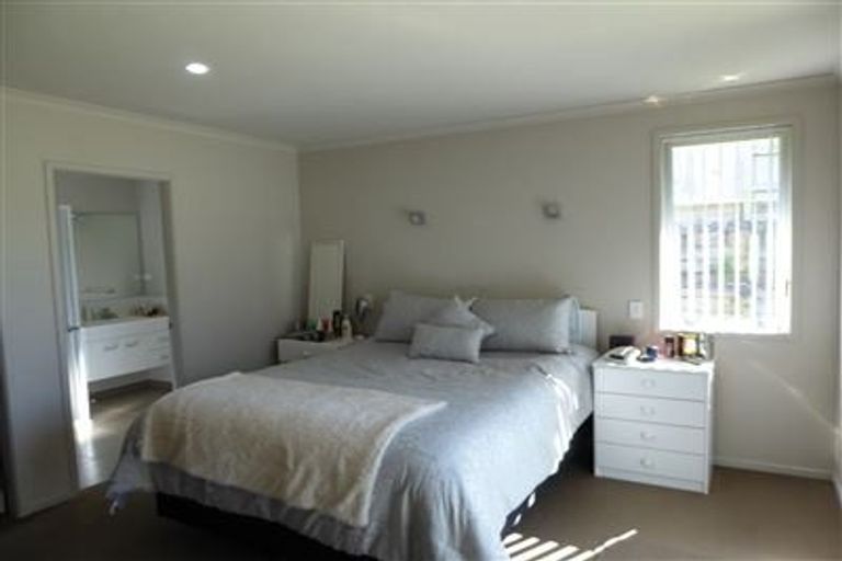 Photo of property in 21 Annandale Drive, Pyes Pa, Tauranga, 3112