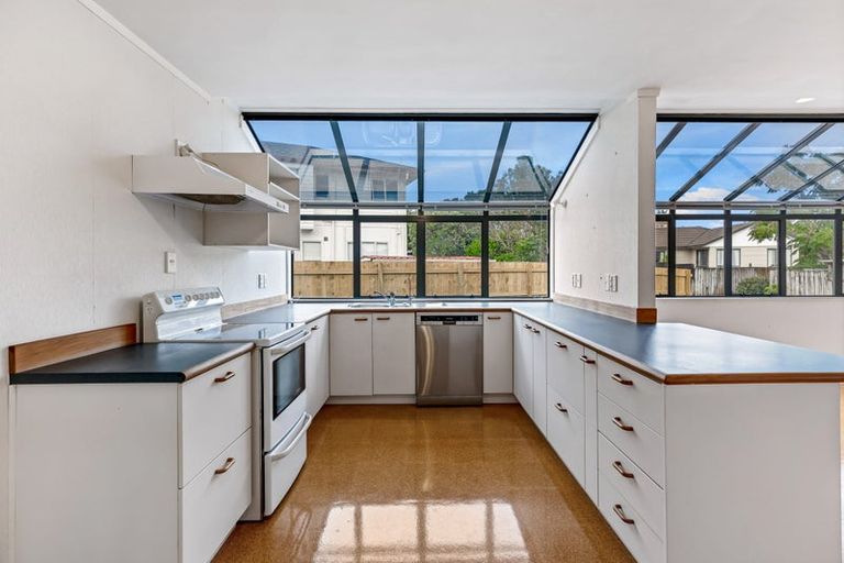 Photo of property in 7 Gala Place, Henderson, Auckland, 0612