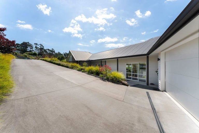 Photo of property in 5 Pondview Lane, Waimauku, 0812