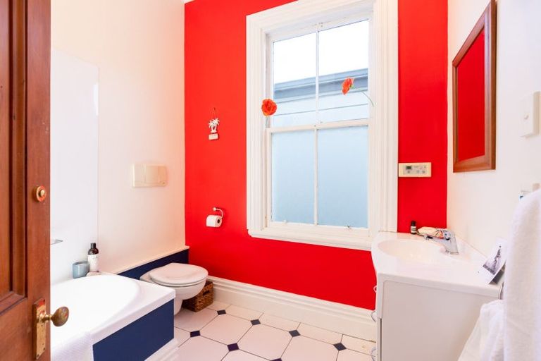 Photo of property in 62 Wright Street, Mount Cook, Wellington, 6021