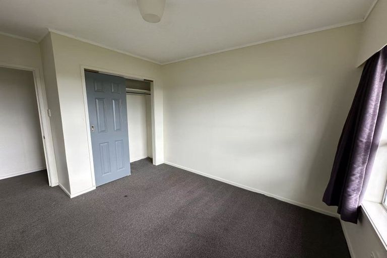 Photo of property in 10 Bendale Place, Papatoetoe, Auckland, 2025