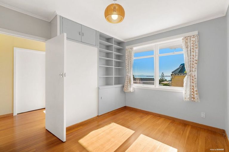 Photo of property in 16a Selwyn Road, Cockle Bay, Auckland, 2014