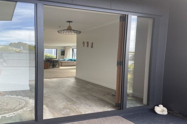 Photo of property in 4 Mcdonald Place, Collingwood, 7073