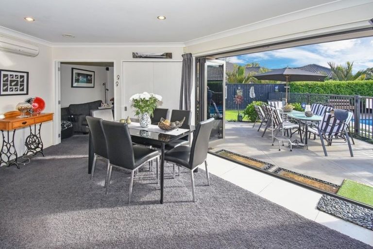 Photo of property in 188 Harbourside Drive, Karaka, Papakura, 2113
