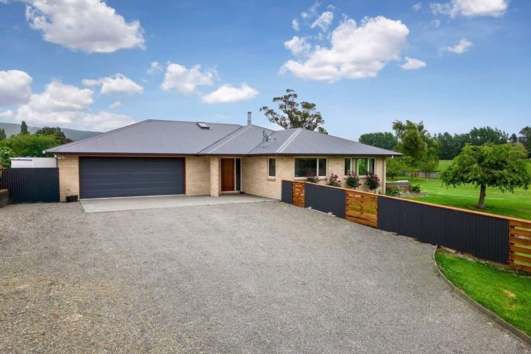 Photo of property in 17 Bond Street, Waimate, 7924