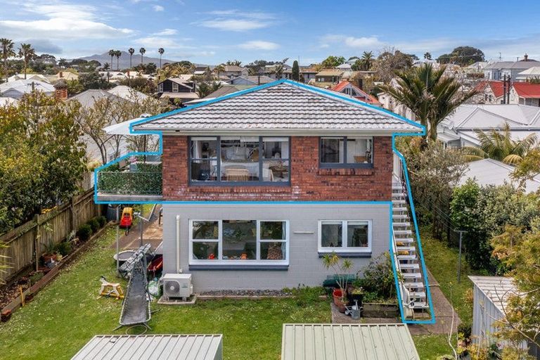 Photo of property in 4/5 Cambria Road, Devonport, Auckland, 0624