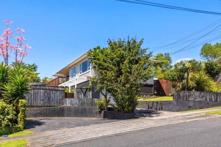 Photo of property in 7 Penrith Street, Westown, New Plymouth, 4310