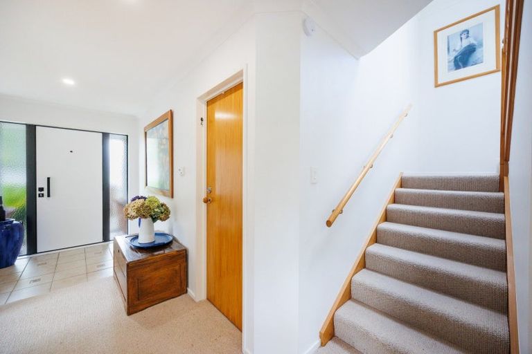 Photo of property in 3 Winston Avenue, Hokowhitu, Palmerston North, 4410