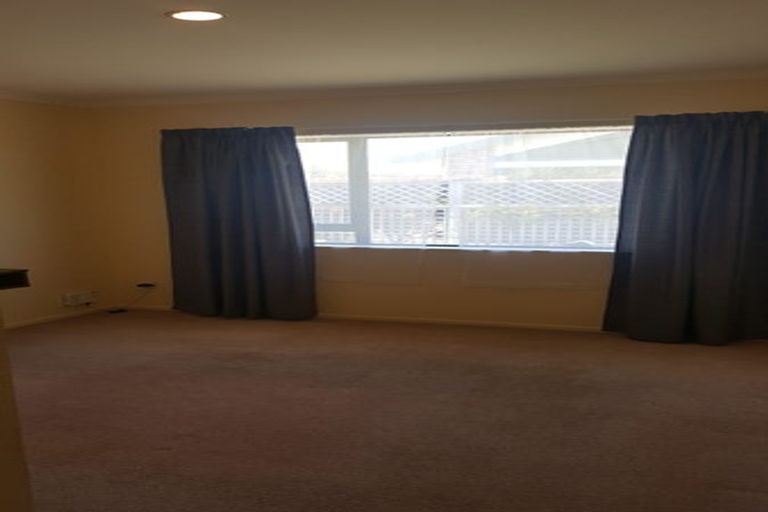 Photo of property in Miramar Villas, 13/6 Brussels Street, Miramar, Wellington, 6022