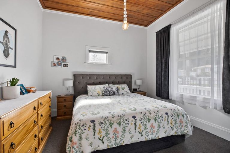 Photo of property in 805 Queen Sh25 Street, Thames, 3500