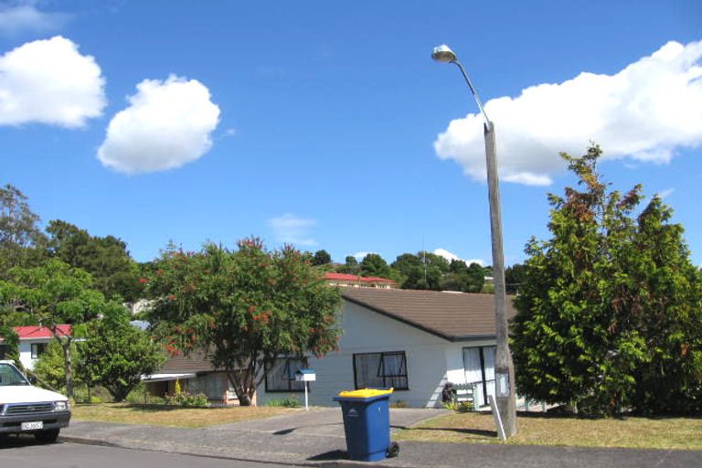 Photo of property in 7 Felicity Place, Unsworth Heights, Auckland, 0632