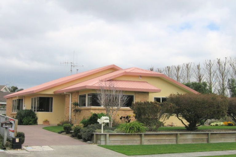 Photo of property in 103 Plateau Heights, Mount Maunganui, 3116