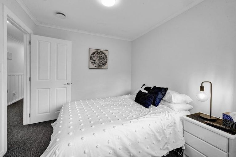 Photo of property in 85 Wallath Road, Westown, New Plymouth, 4310