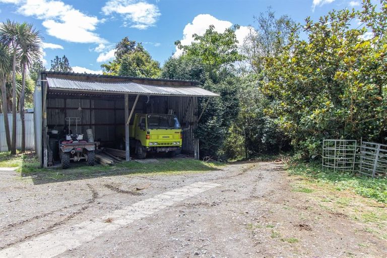 Photo of property in 822 Motukawa Road, Tarata, Inglewood, 4387