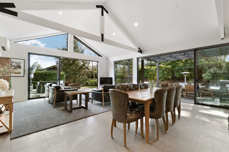 Photo of property in 2 Reading Court, Jacks Point, Queenstown, 9371