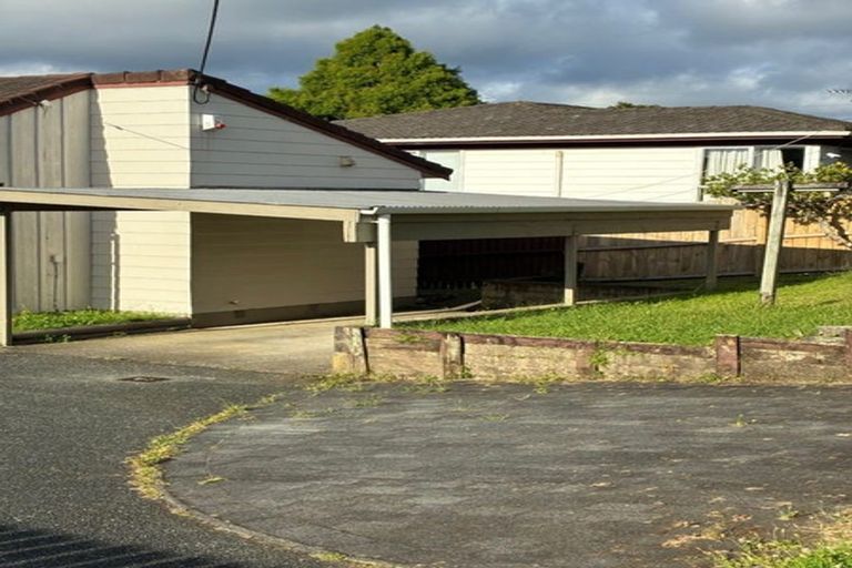 Photo of property in 53 Triangle Road, Massey, Auckland, 0614