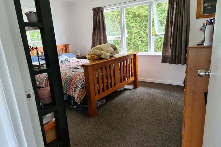 Photo of property in 39 Parrs Cross Road, Henderson, Auckland, 0612