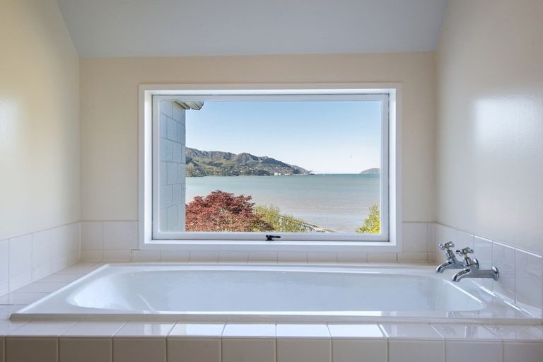 Photo of property in 11 Merlincote Crescent, Governors Bay, Lyttelton, 8971