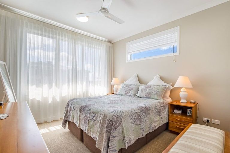 Photo of property in 48 Landmark Terrace, Orewa, 0931