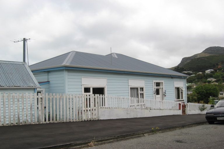 Photo of property in 29 Ripon Street, Lyttelton, 8082