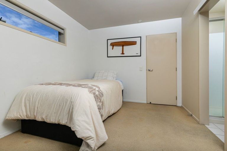 Photo of property in 14/3 Riverside Road, Orewa, 0931
