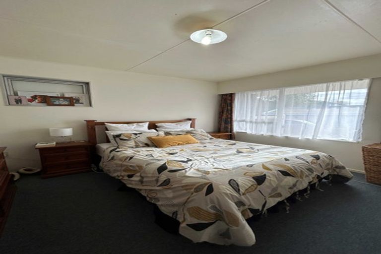 Photo of property in 41 Milverton Avenue, Hokowhitu, Palmerston North, 4410