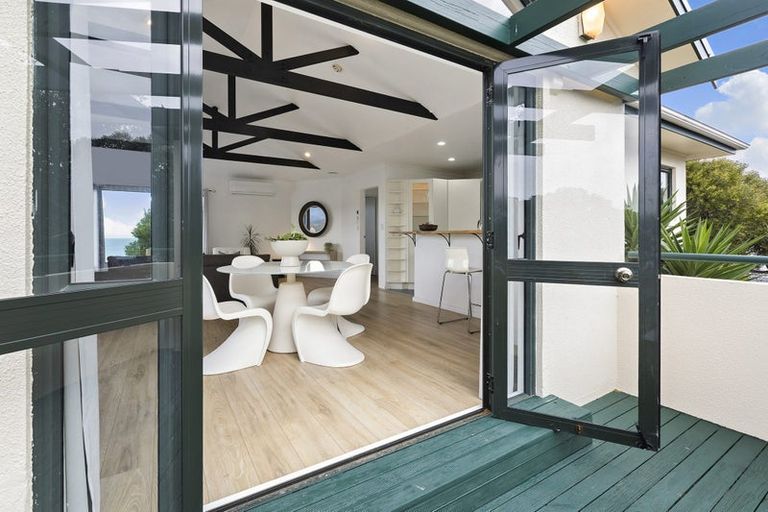 Photo of property in 3 Birkhall Grove, Strathmore Park, Wellington, 6022