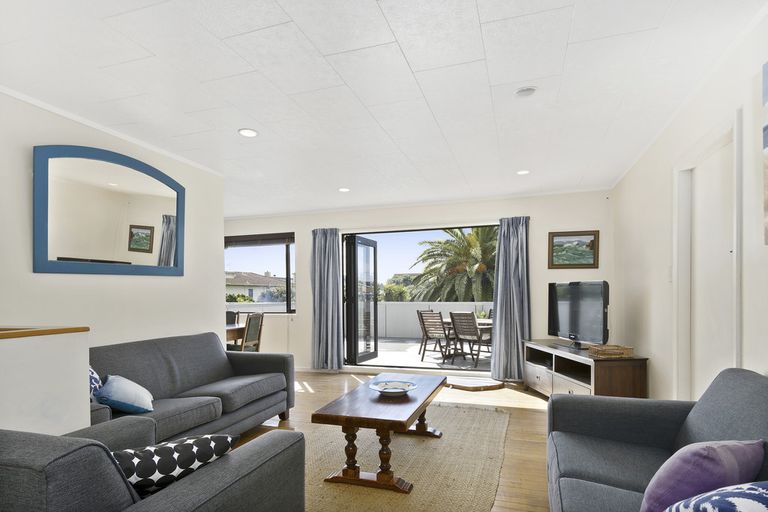 Photo of property in 1119 Papamoa Beach Road, Papamoa Beach, Papamoa, 3118