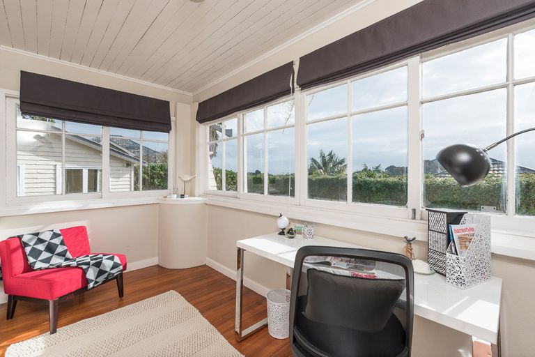 Photo of property in 525 Mount Albert Road, Three Kings, Auckland, 1042