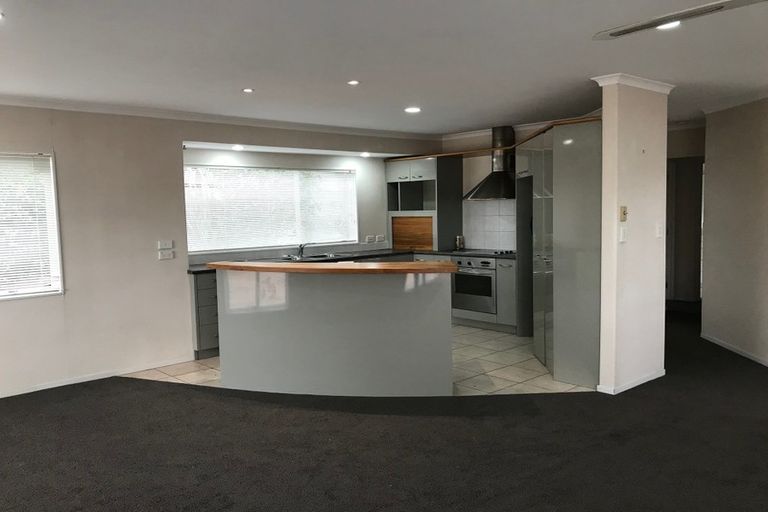 Photo of property in 1/58 Rodney Street, Howick, Auckland, 2014