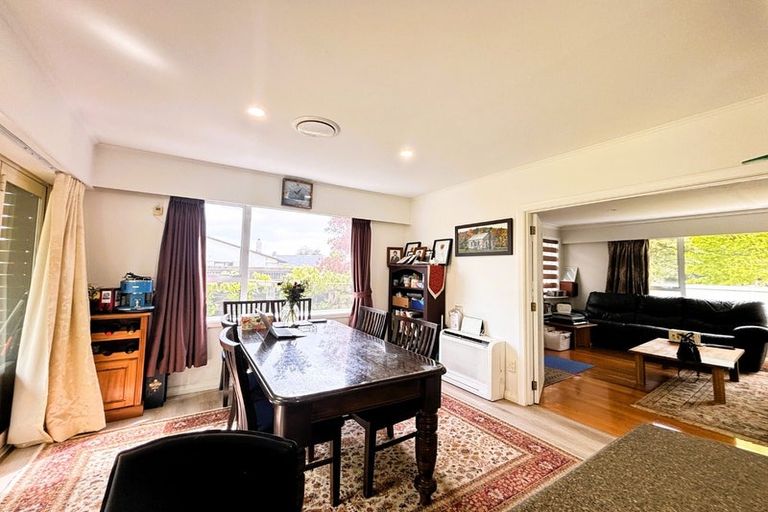 Photo of property in 15 Deepdale Street, Burnside, Christchurch, 8053