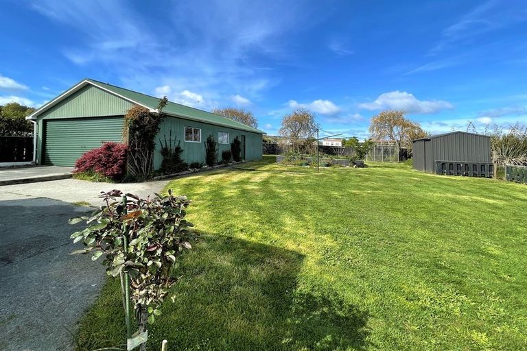 Photo of property in 36 Saint Catherine Street, Kaitangata, 9210