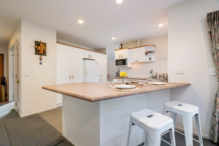 Photo of property in 15 Jelicich Court, Henderson, Auckland, 0612