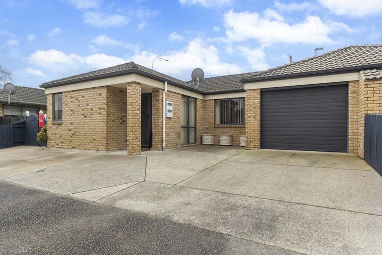 Photo of property in 16 Archer Court, Hamilton East, Hamilton, 3216