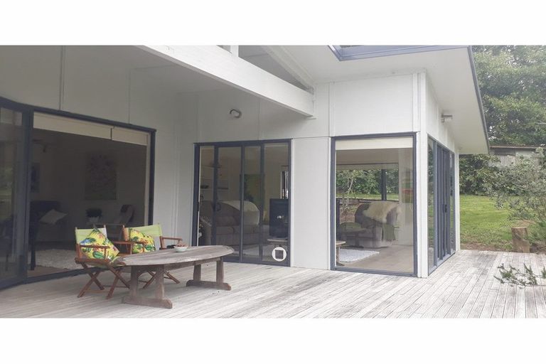 Photo of property in 45 Nikau Lane, Maungaturoto, 0520