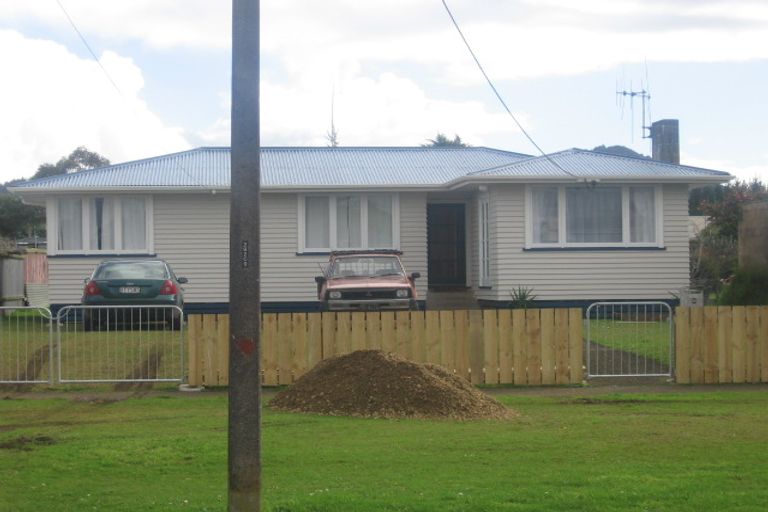 Photo of property in 8 Taraire Crescent, Otangarei, Whangarei, 0112
