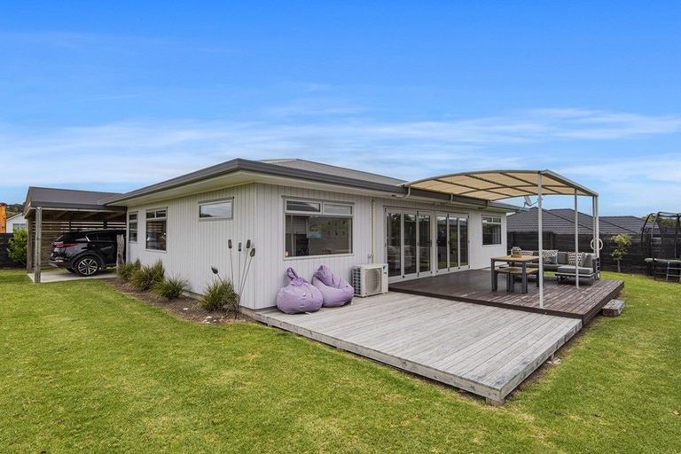 Photo of property in 28d Marram Place, Mangawhai Heads, Mangawhai, 0505
