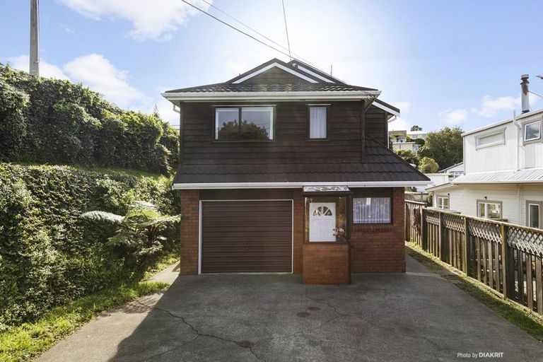 Photo of property in 4a Ohariu Road, Johnsonville, Wellington, 6037