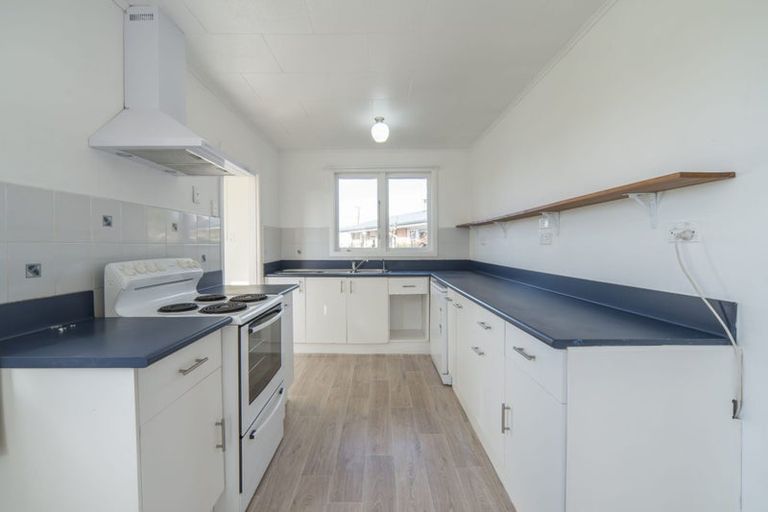 Photo of property in 22 Sundown Crescent, Melville, Hamilton, 3206