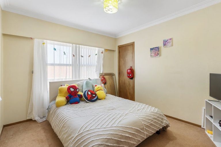 Photo of property in 17 Miles Avenue, Papatoetoe, Auckland, 2025