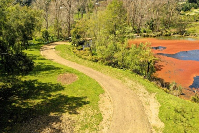 Photo of property in 70 Te Whanga Road, Levin, 5572