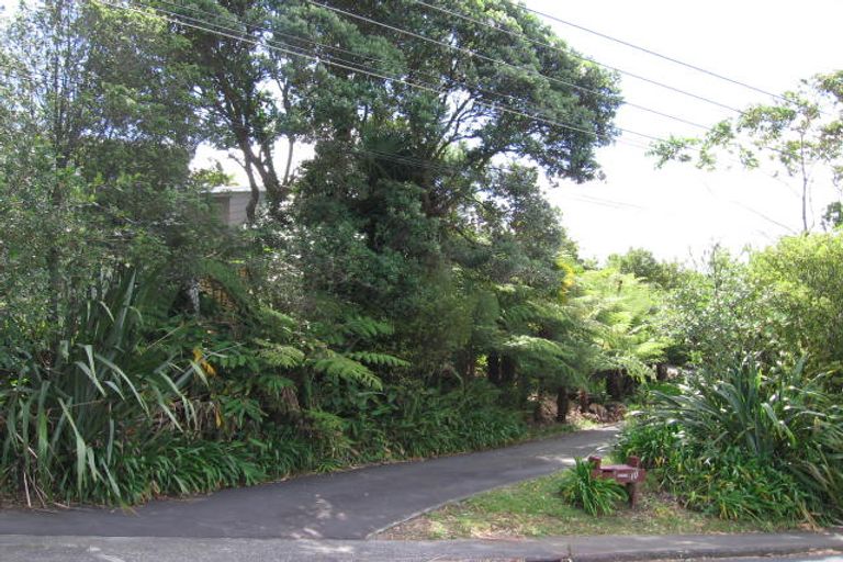 Photo of property in 2/10 Morton Avenue, Forrest Hill, Auckland, 0620