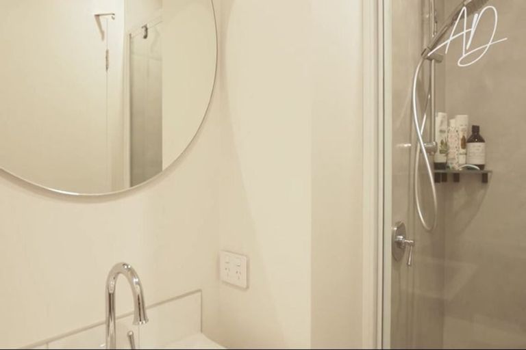 Photo of property in 6/12 Burke Street, Addington, Christchurch, 8024