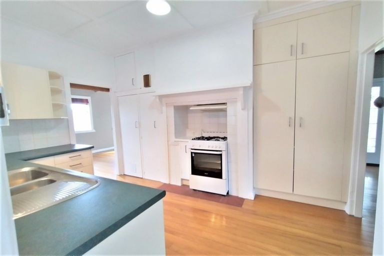 Photo of property in 24 Hinau Street, Maeroa, Hamilton, 3200