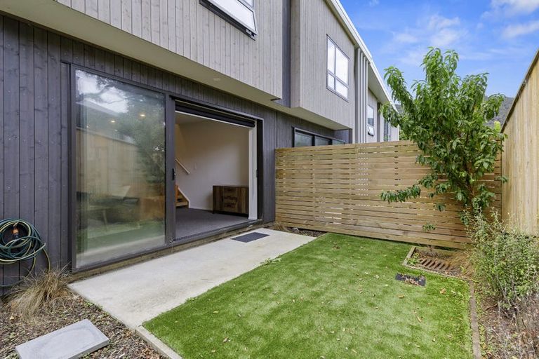 Photo of property in 4a Ferry Road, Days Bay, Lower Hutt, 5013