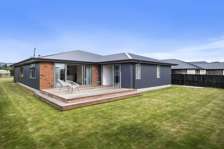 Photo of property in 147 Wingatui Road, Mosgiel, 9024